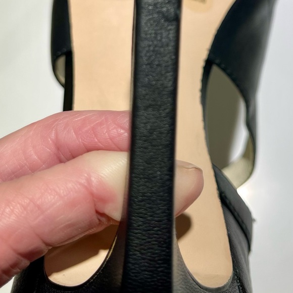 BCBGeneration women’s Carlena black leather heels, Size 6M - Picture 7 of 7